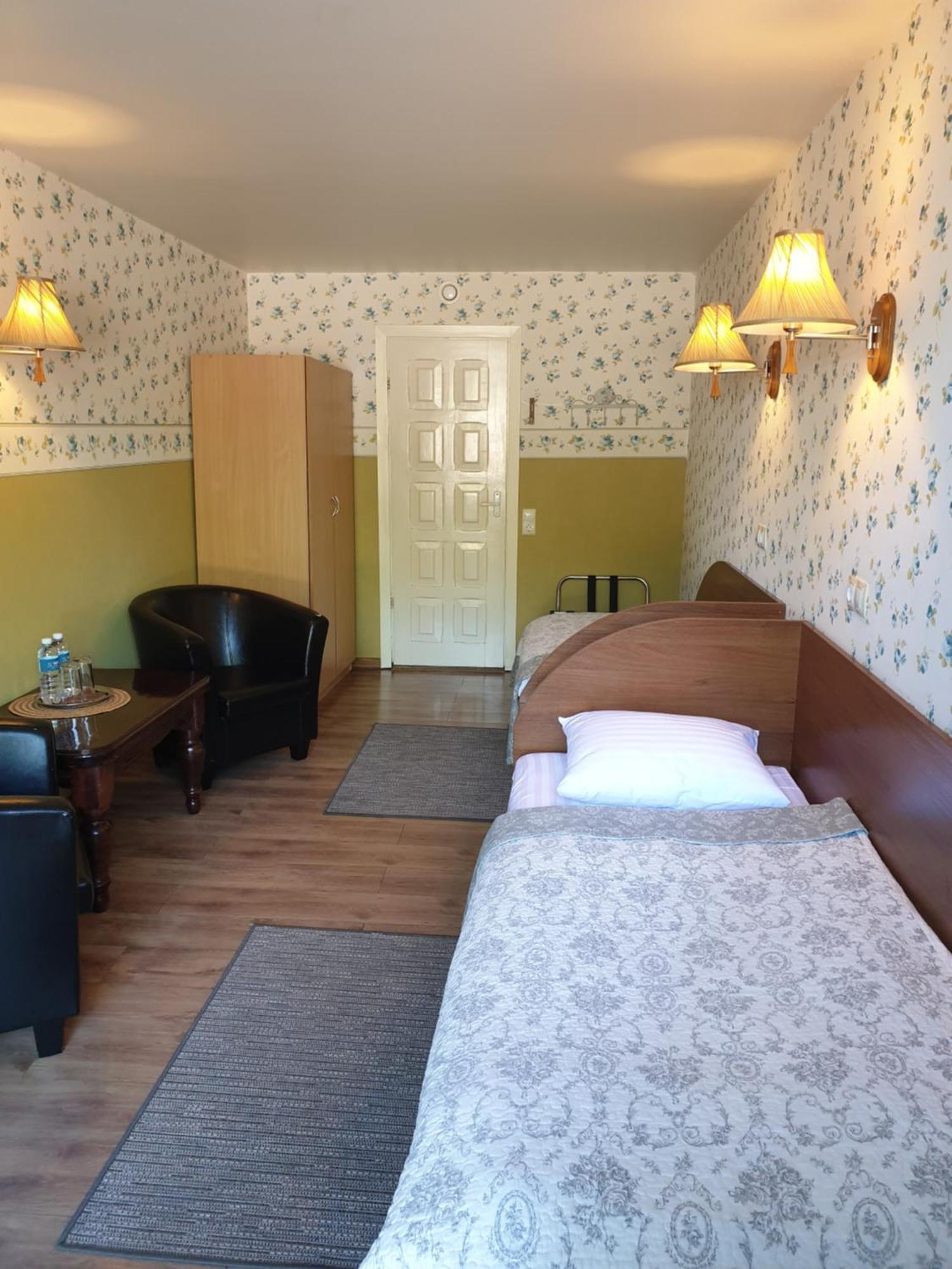 Gasthaus Vienkiemis Kretinga Zimmer foto